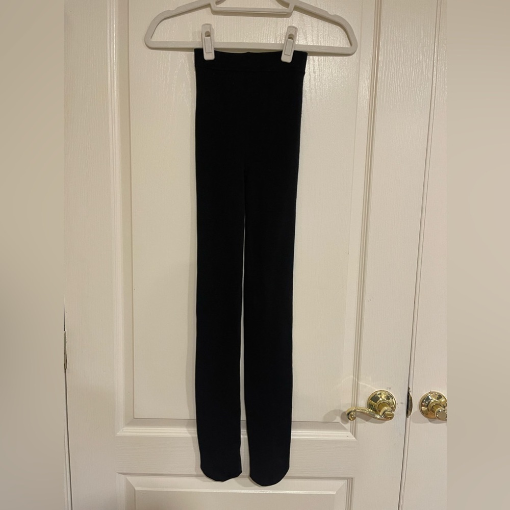 Black feet tights​​​​​​​​​​